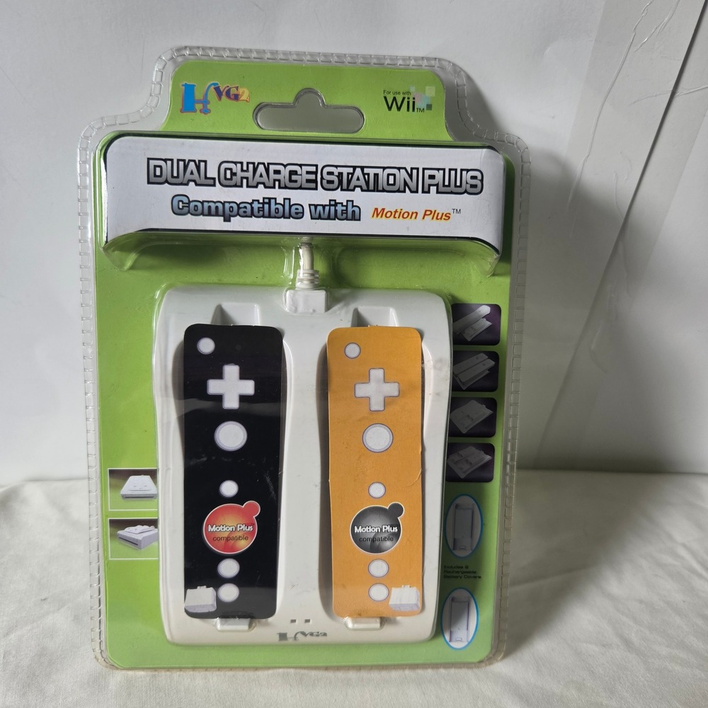 HVG2 Dual Charge Station Plus for Nintendo Wii Motion Plus White W540
